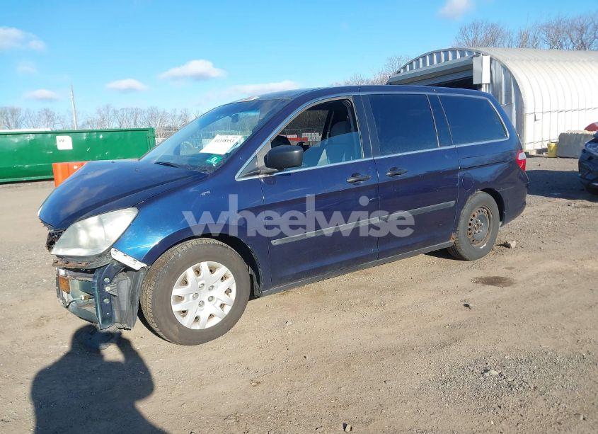 Photo 2 of 2007 Honda Odyssey LX (VIN 5FNRL38237B033799)