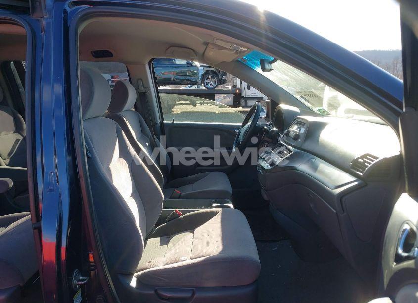 Photo 5 of 2007 Honda Odyssey LX (VIN 5FNRL38237B033799)