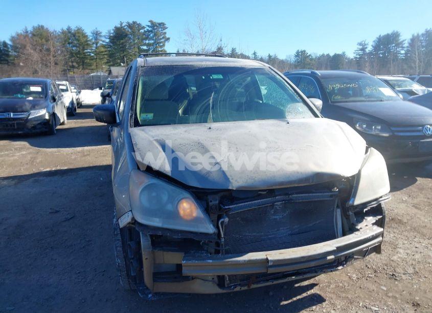 Photo 6 of 2008 Honda Odyssey LX (VIN 5FNRL38238B030998)