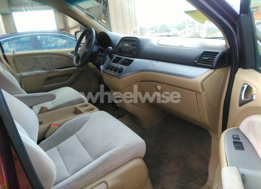 Photo 5 of 2009 Honda Odyssey LX (VIN 5FNRL38239B012129)