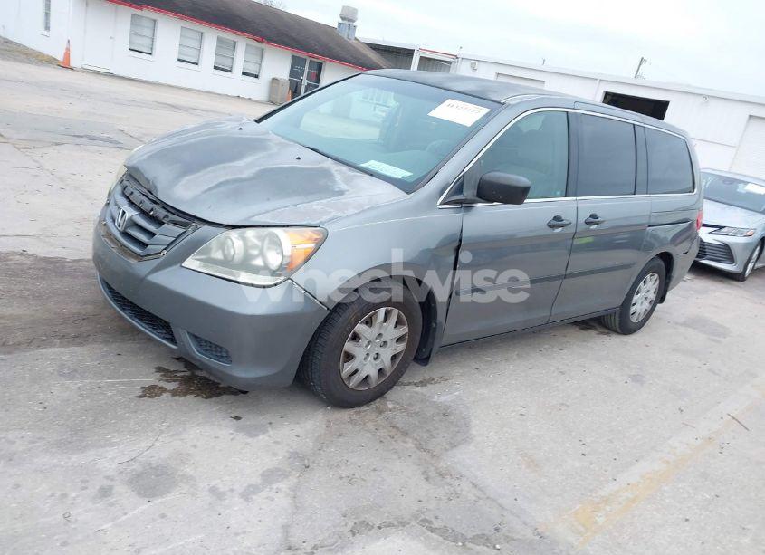 Photo 2 of 2009 Honda Odyssey LX (VIN 5FNRL38239B055823)