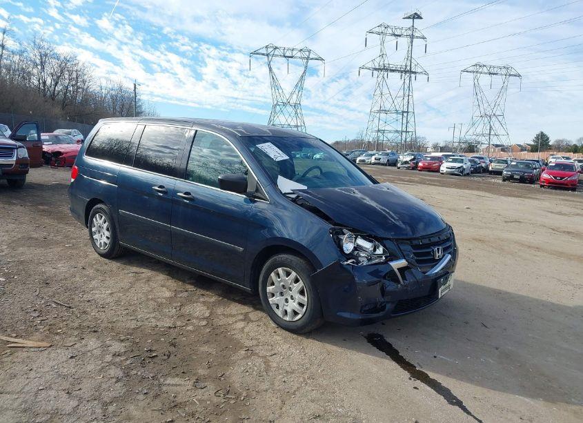 2009 Honda Odyssey LX (VIN 5FNRL38239B058379) main photo