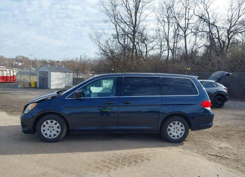 Photo 14 of 2009 Honda Odyssey LX (VIN 5FNRL38239B058379)
