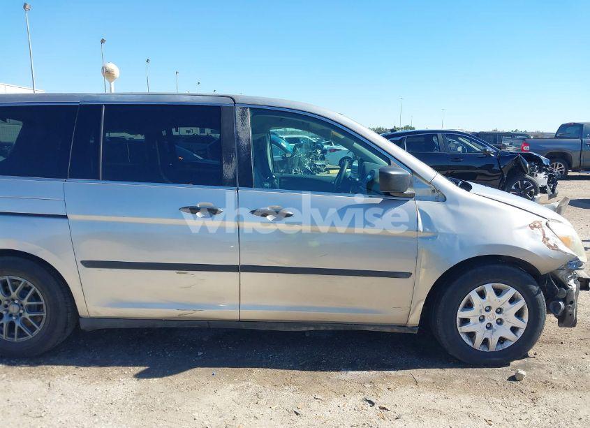 Photo 14 of 2007 Honda Odyssey LX (VIN 5FNRL38247B020091)