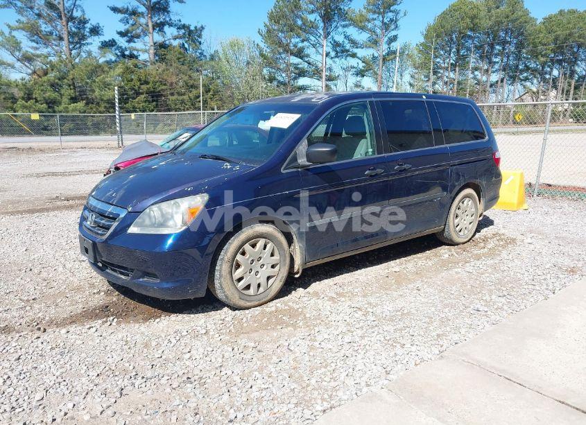 Photo 2 of 2007 Honda Odyssey LX (VIN 5FNRL38247B082154)