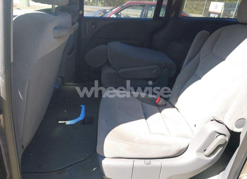 Photo 8 of 2007 Honda Odyssey LX (VIN 5FNRL38247B082154)