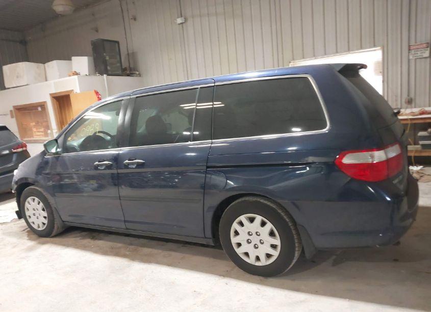 Photo 14 of 2007 Honda Odyssey LX (VIN 5FNRL38247B089394)