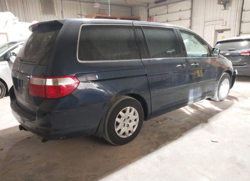 Photo 4 of 2007 Honda Odyssey LX (VIN 5FNRL38247B089394)