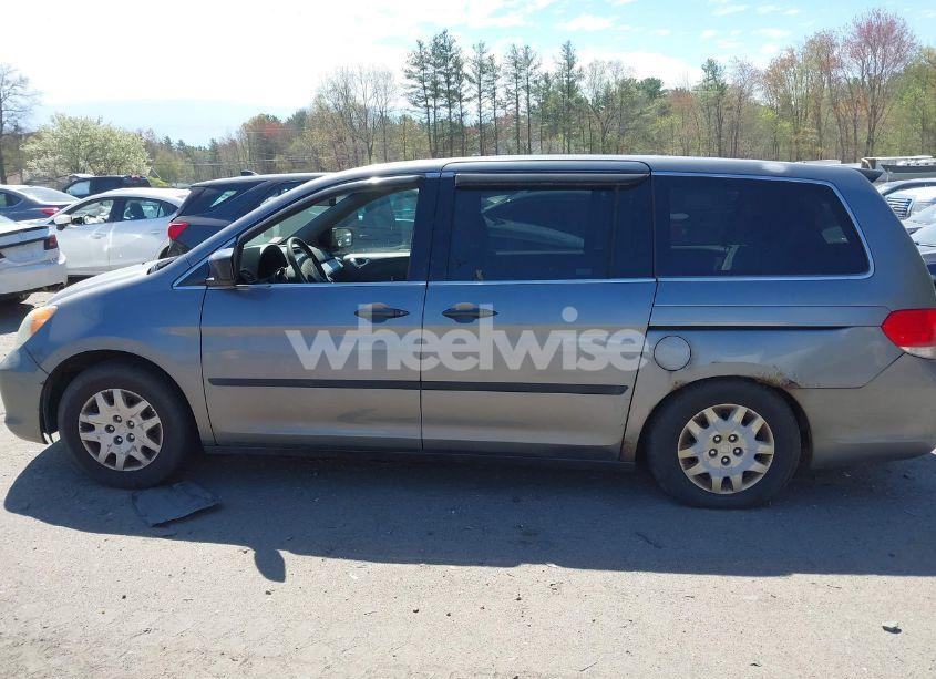 Photo 14 of 2009 Honda Odyssey LX (VIN 5FNRL38249B010504)