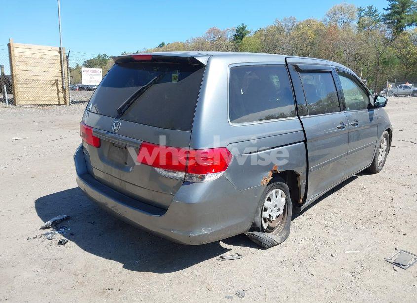 Photo 4 of 2009 Honda Odyssey LX (VIN 5FNRL38249B010504)