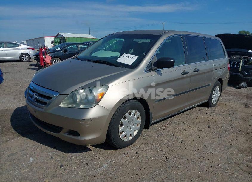 Photo 2 of 2005 Honda Odyssey LX (VIN 5FNRL38255B127485)