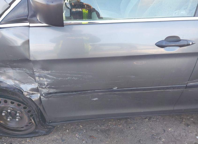 Photo 16 of 2007 Honda Odyssey LX (VIN 5FNRL38257B007155)