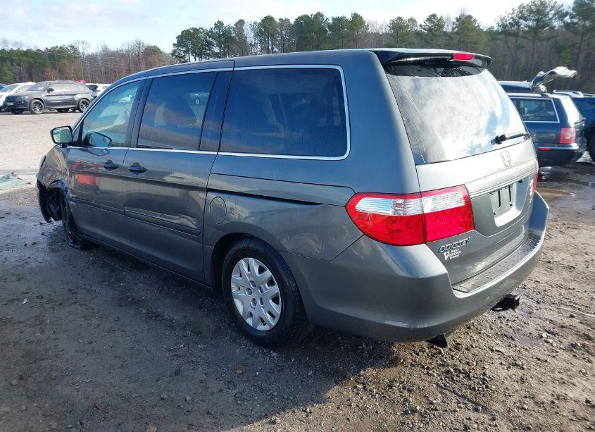 Photo 3 of 2007 Honda Odyssey LX (VIN 5FNRL38257B007155)
