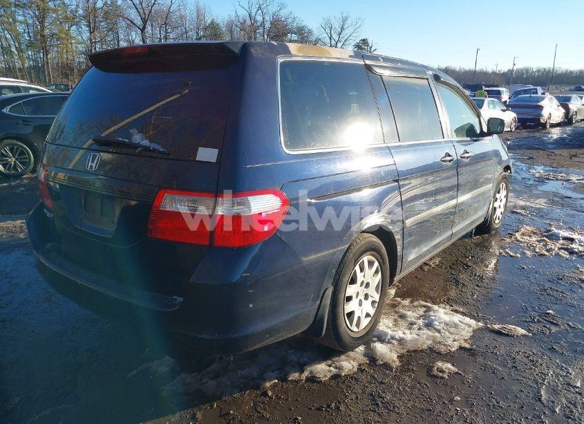 Photo 4 of 2007 Honda Odyssey (VIN 5FNRL38257B044934)