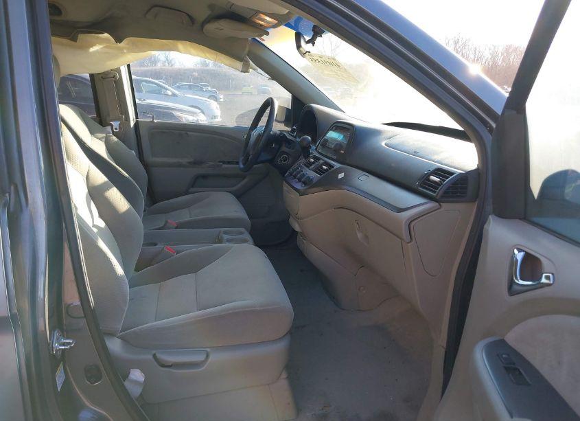 Photo 5 of 2007 Honda Odyssey LX (VIN 5FNRL38257B109331)