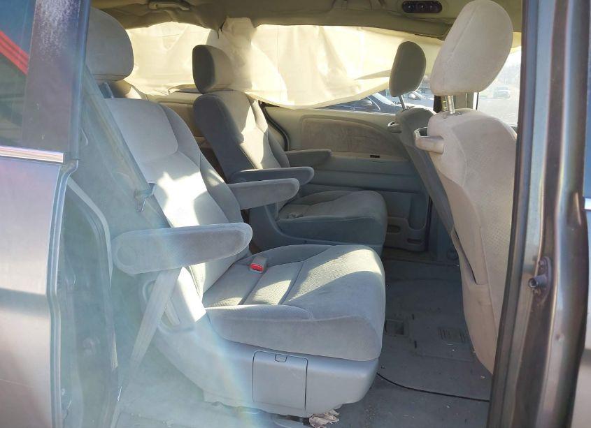Photo 8 of 2007 Honda Odyssey LX (VIN 5FNRL38257B109331)
