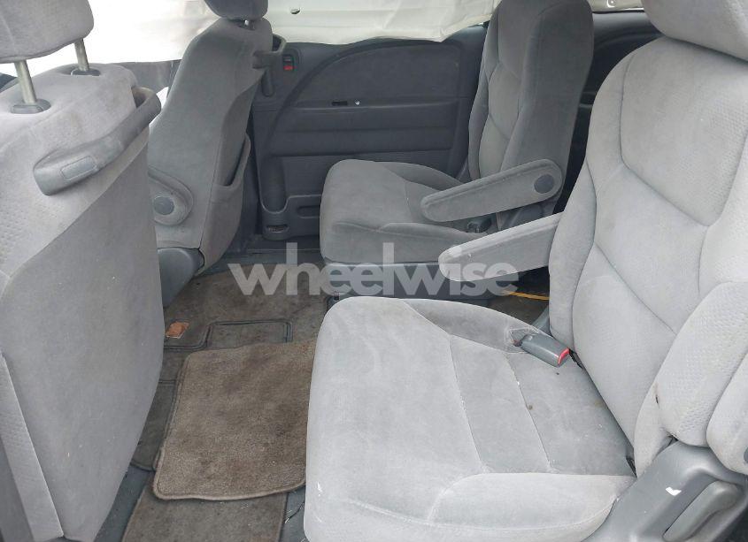 Photo 8 of 2007 Honda Odyssey LX (VIN 5FNRL38257B126498)