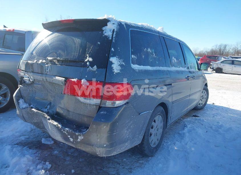 Photo 4 of 2008 Honda Odyssey LX (VIN 5FNRL38258B091785)