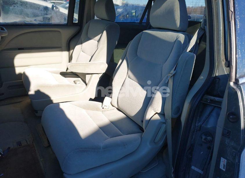 Photo 8 of 2008 Honda Odyssey LX (VIN 5FNRL38258B091785)