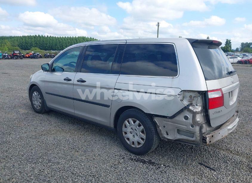 Photo 3 of 2007 Honda Odyssey LX (VIN 5FNRL38267B083970)