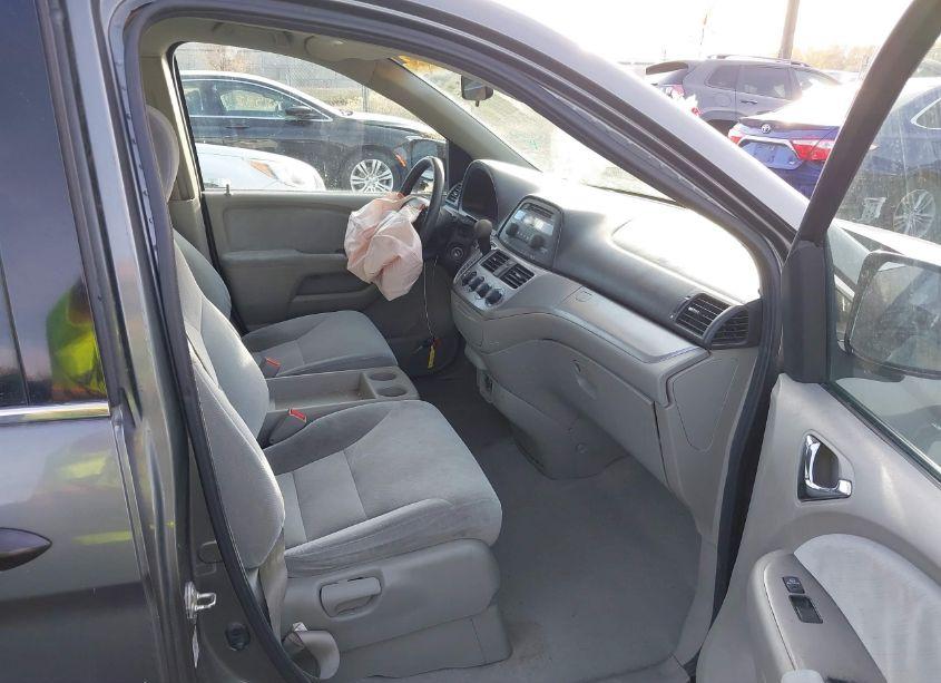 Photo 5 of 2008 Honda Odyssey LX (VIN 5FNRL38268B059539)