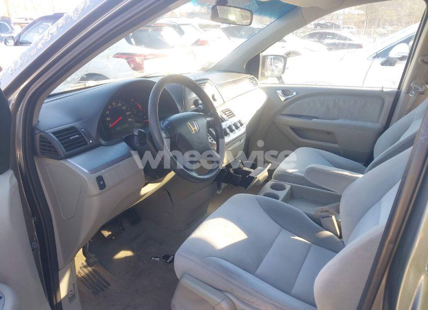 Photo 5 of 2008 Honda Odyssey LX (VIN 5FNRL38268B098969)