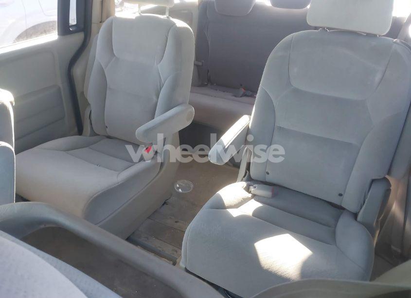 Photo 8 of 2008 Honda Odyssey LX (VIN 5FNRL38268B098969)