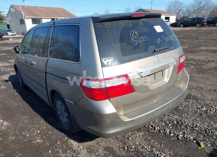 Photo 3 of 2005 Honda Odyssey LX (VIN 5FNRL38275B099429)