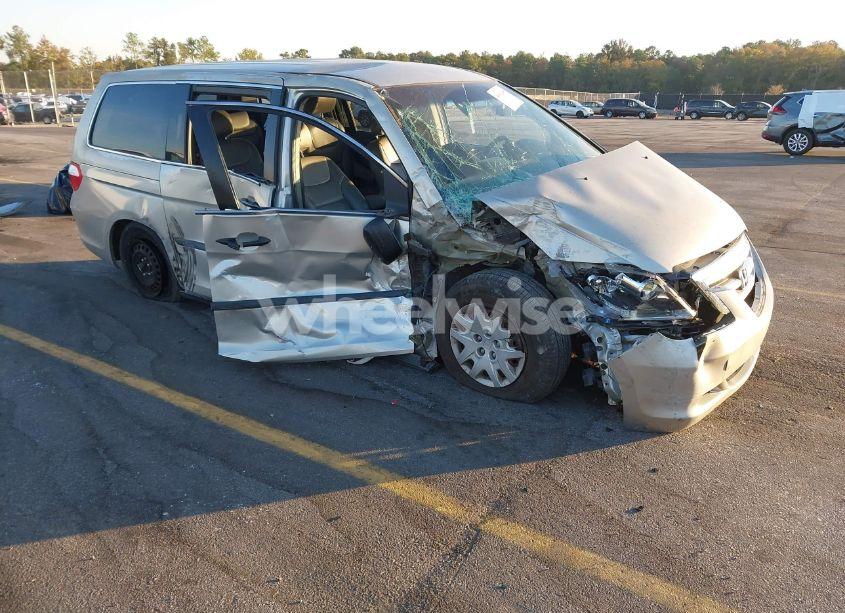 2005 Honda Odyssey LX (VIN 5FNRL38275B125057) main photo