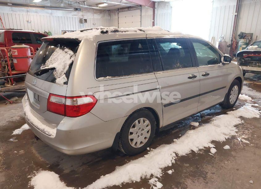 Photo 4 of 2006 Honda Odyssey LX (VIN 5FNRL38276B129689)