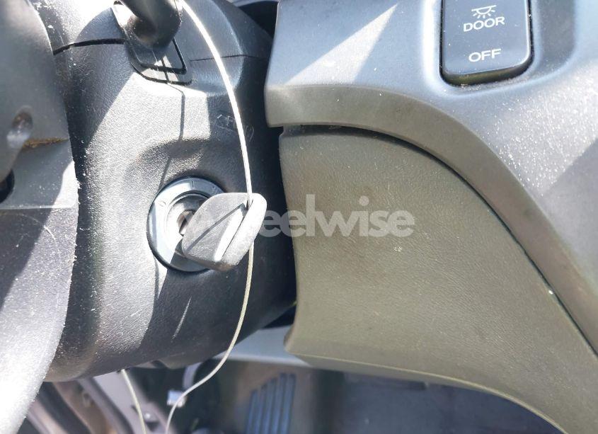 Photo 11 of 2007 Honda Odyssey LX (VIN 5FNRL38277B026970)