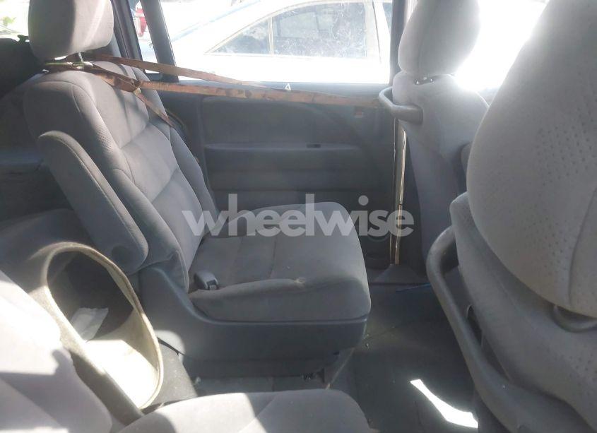 Photo 8 of 2007 Honda Odyssey LX (VIN 5FNRL38277B026970)