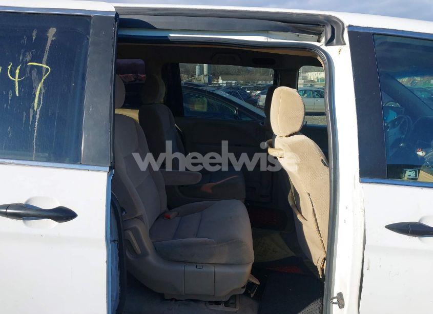 Photo 8 of 2007 Honda Odyssey LX (VIN 5FNRL38277B061427)