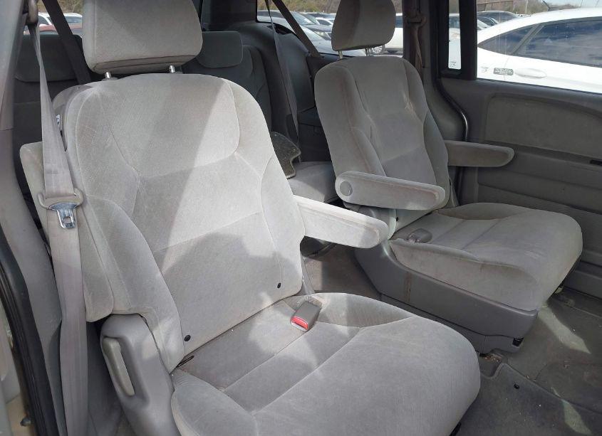 Photo 8 of 2008 Honda Odyssey LX (VIN 5FNRL38278B045651)