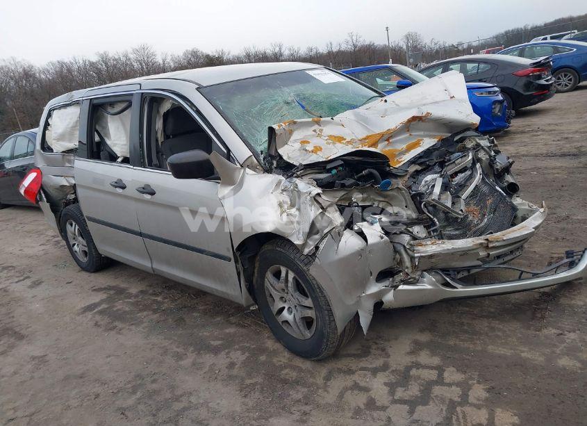 2005 Honda Odyssey LX (VIN 5FNRL38285B131045) main photo