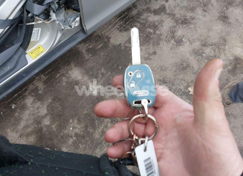 Photo 11 of 2005 Honda Odyssey LX (VIN 5FNRL38285B131045)