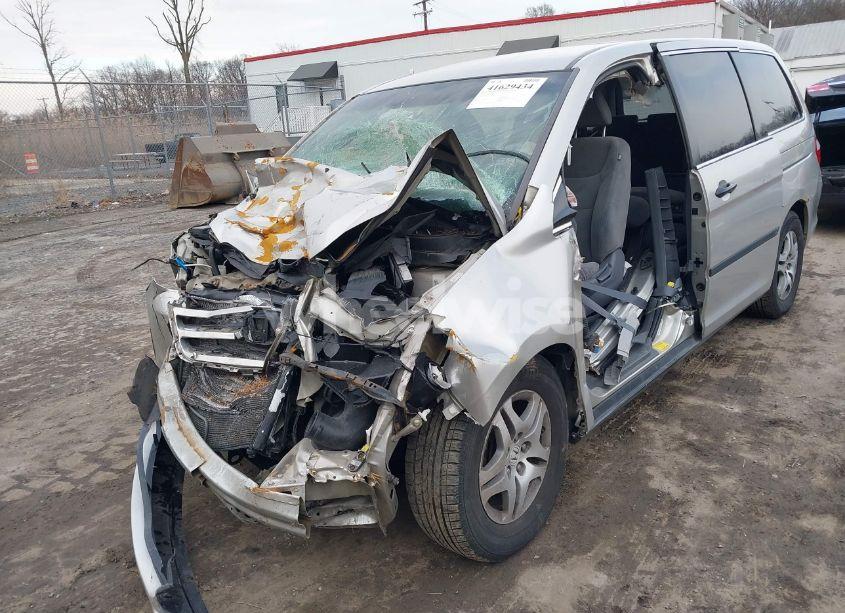 Photo 6 of 2005 Honda Odyssey LX (VIN 5FNRL38285B131045)