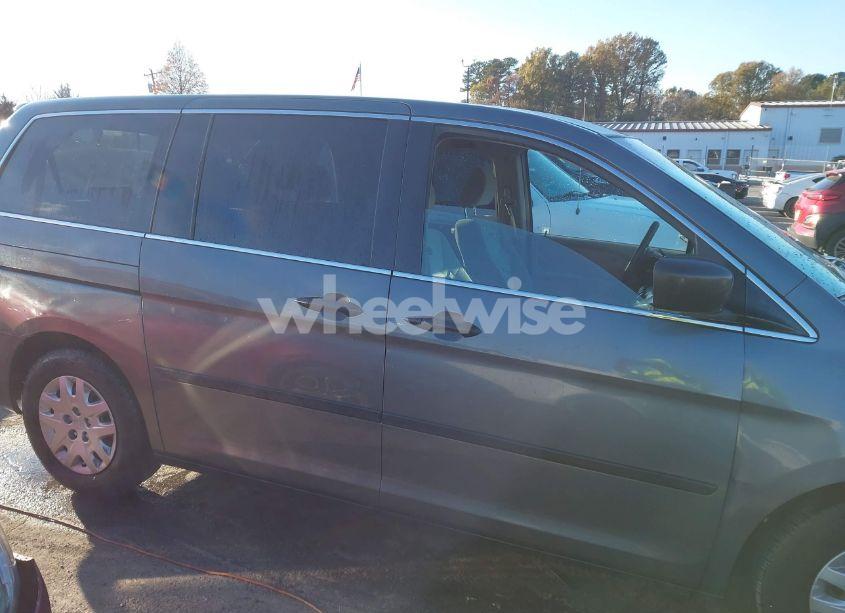 Photo 13 of 2007 Honda Odyssey LX (VIN 5FNRL38287B033264)