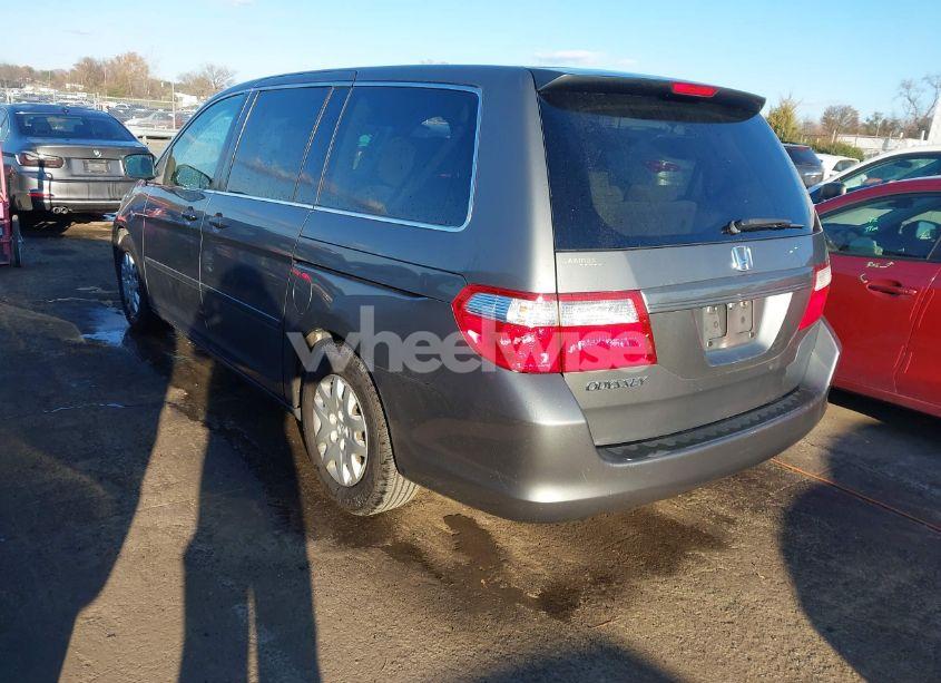 Photo 3 of 2007 Honda Odyssey LX (VIN 5FNRL38287B033264)