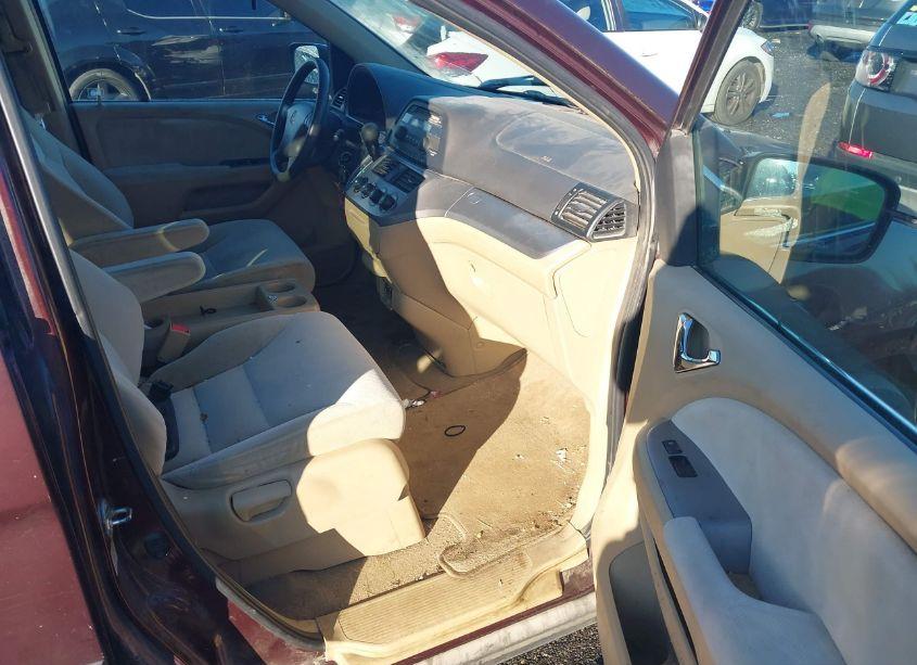 Photo 5 of 2008 Honda Odyssey LX (VIN 5FNRL38288B006986)