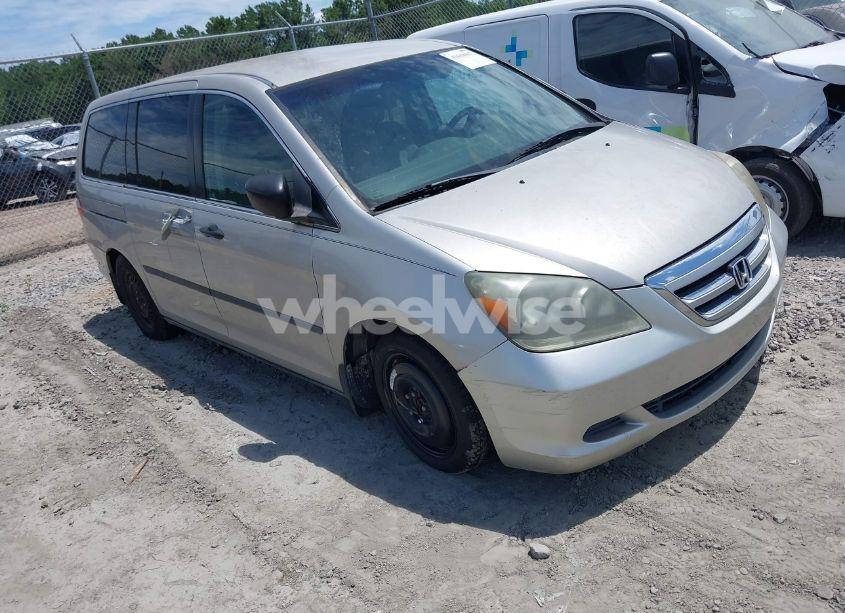 2005 Honda Odyssey LX (VIN 5FNRL38295B038177) main photo
