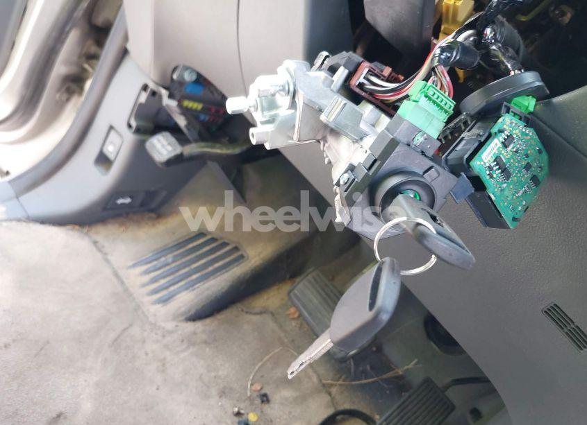 Photo 11 of 2005 Honda Odyssey LX (VIN 5FNRL38295B038177)