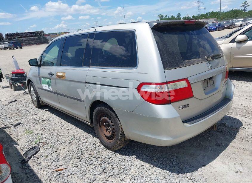 Photo 3 of 2005 Honda Odyssey LX (VIN 5FNRL38295B038177)