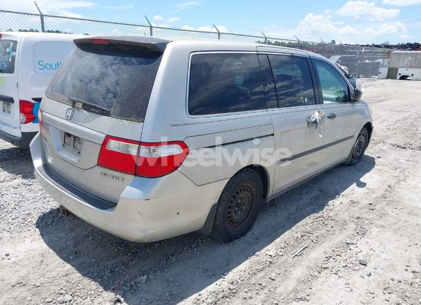 Photo 4 of 2005 Honda Odyssey LX (VIN 5FNRL38295B038177)