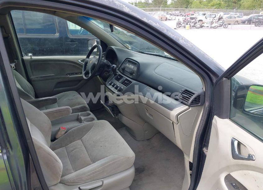 Photo 5 of 2006 Honda Odyssey LX (VIN 5FNRL38296B099742)