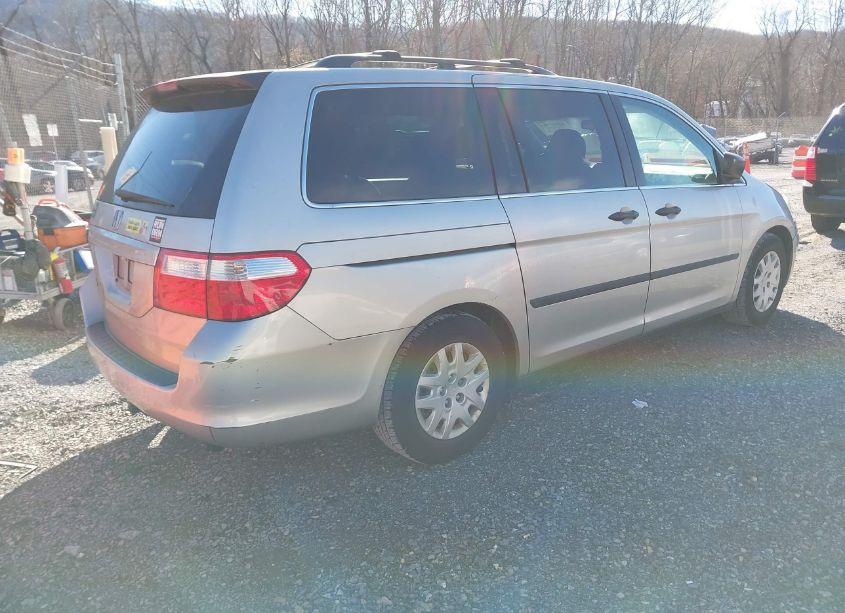 Photo 4 of 2007 Honda Odyssey LX (VIN 5FNRL38297B037789)