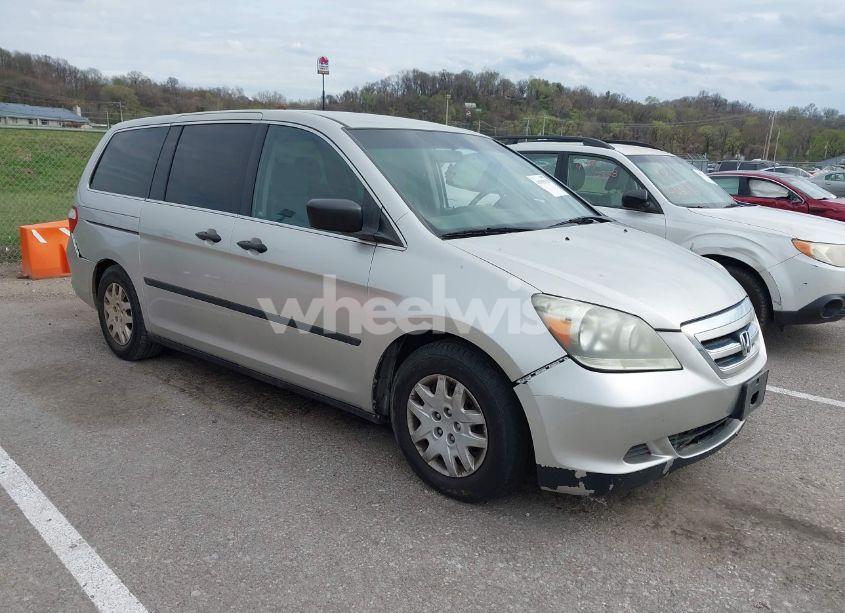 2007 Honda Odyssey LX (VIN 5FNRL38297B073742) main photo