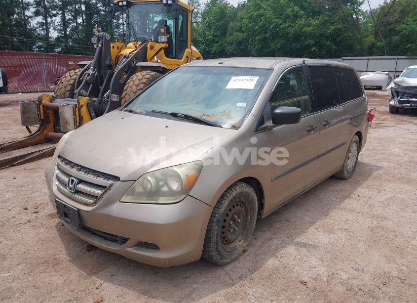 Photo 2 of 2006 Honda Odyssey LX (VIN 5FNRL382X6B004377)