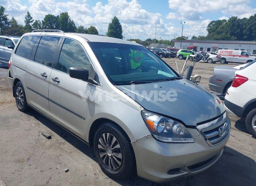 2006 Honda Odyssey LX (VIN 5FNRL382X6B098678) main photo