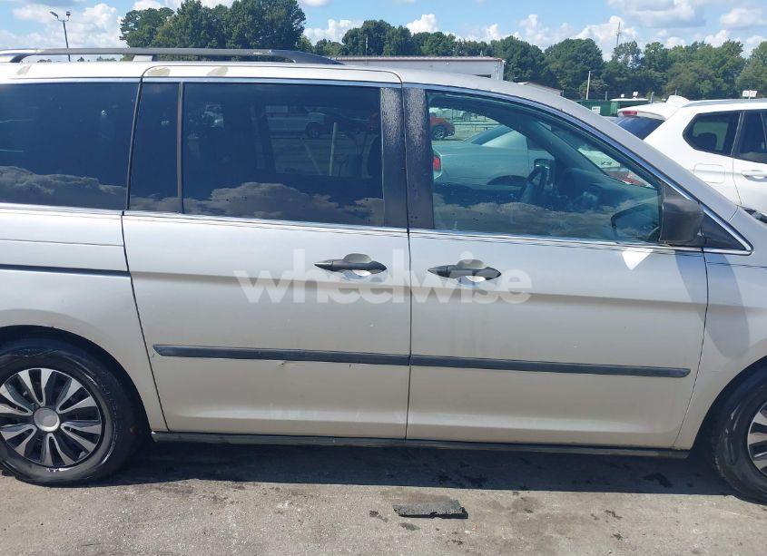 Photo 13 of 2006 Honda Odyssey LX (VIN 5FNRL382X6B098678)